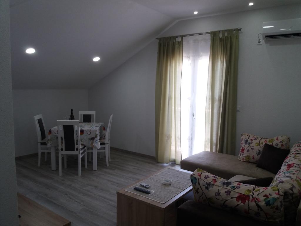 Apartmani Beljkas Tivat Eksteriør bilde