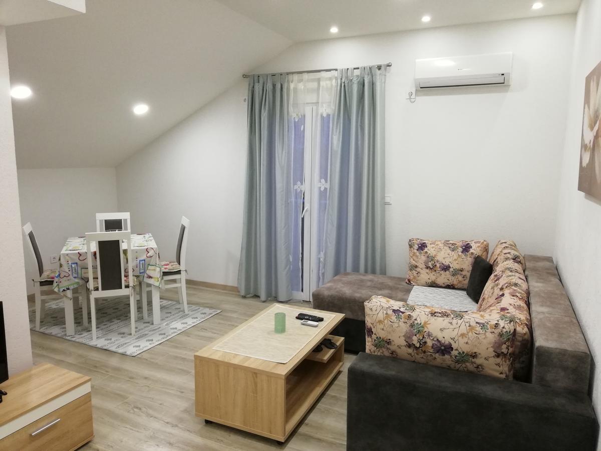 Apartmani Beljkas Tivat Eksteriør bilde